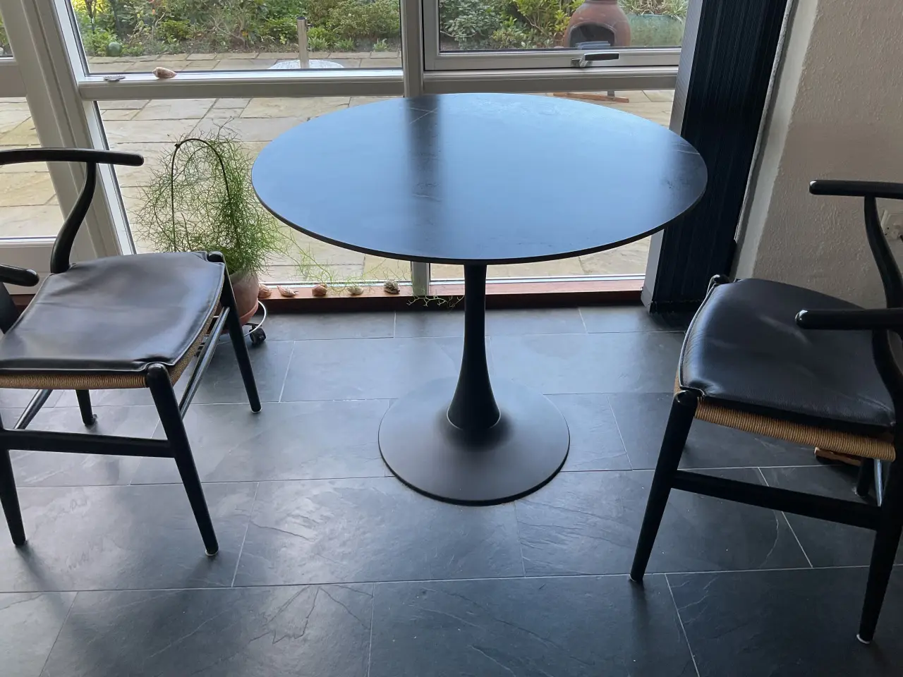 Billede 1 - Spisebord med marmoreffekt