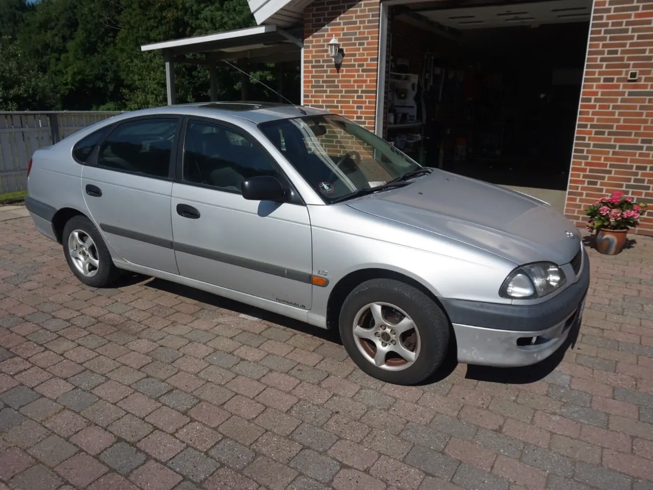 Billede 1 - Toyota Avensis 1,8 Terra