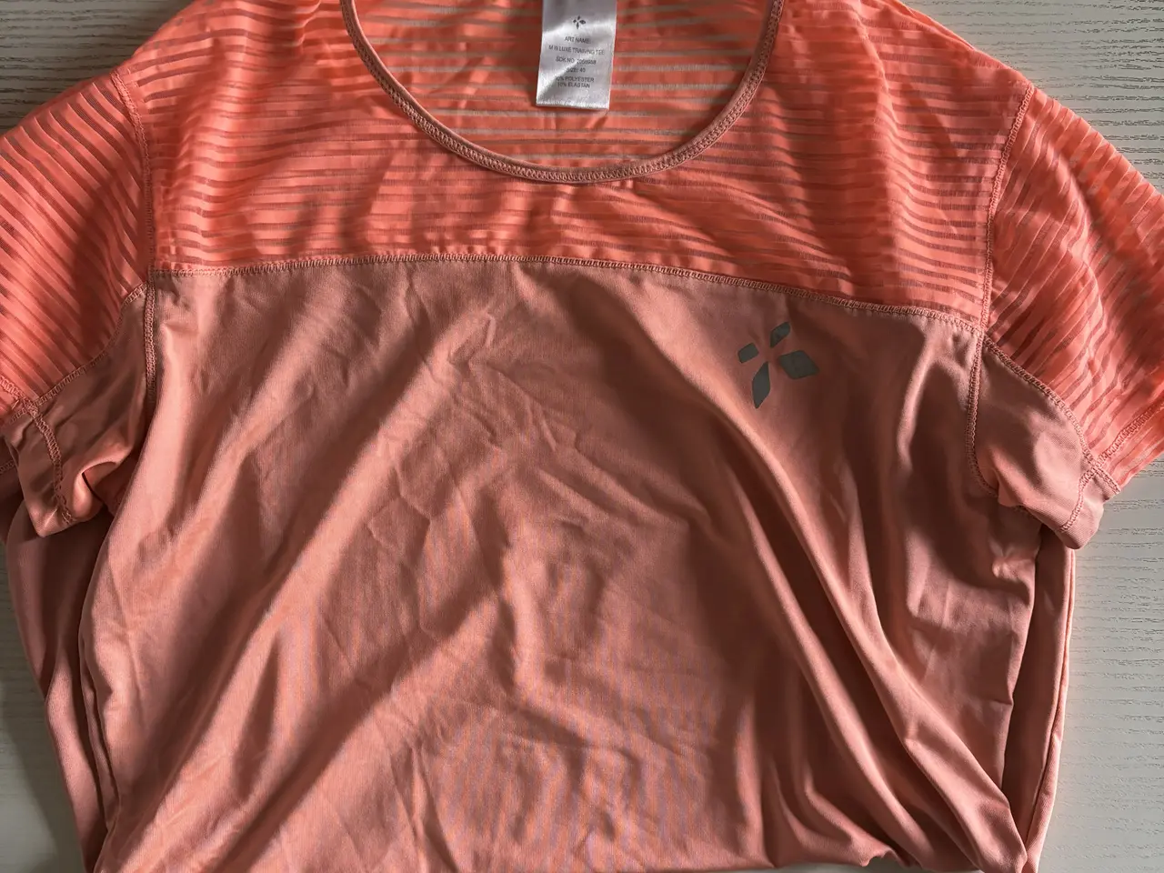 Billede 2 - Bluse og shorts str. 40 og 29