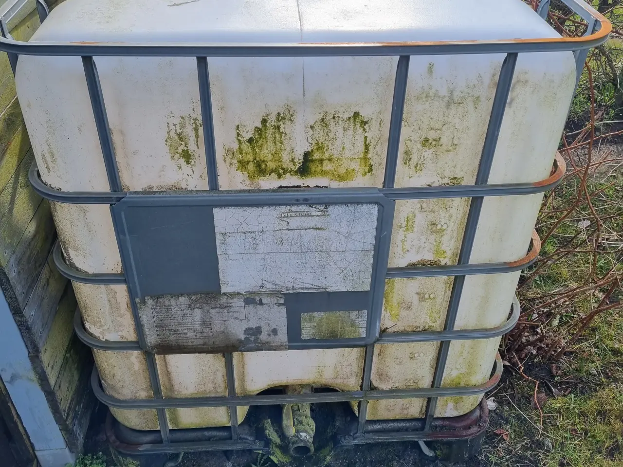 Billede 1 - Palletank regnvandsbeholder Odense 