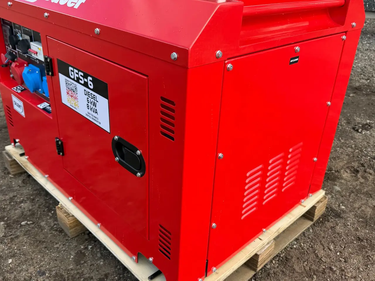 Billede 5 - Bauer GFS-6 Kvalitets Bauer 8KVA generator