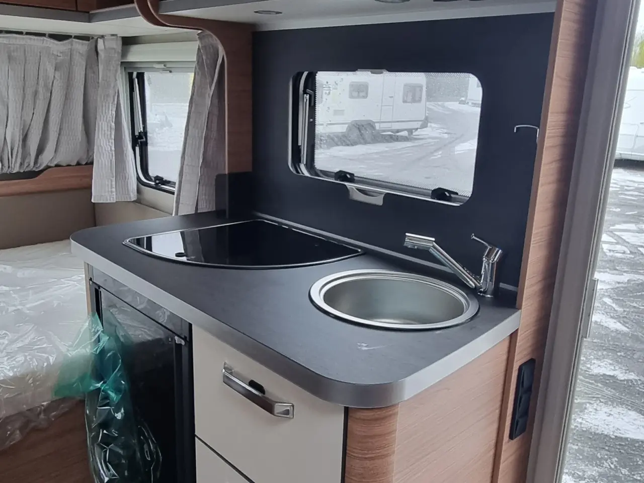 Billede 6 - Weinsberg CaraOne 390 QD EDITION HOT.