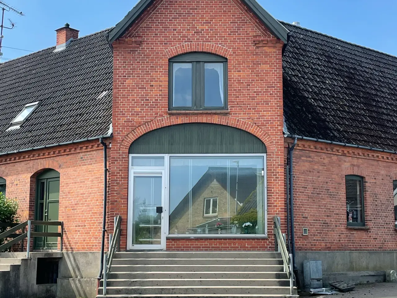 Billede 2 - Stort hus