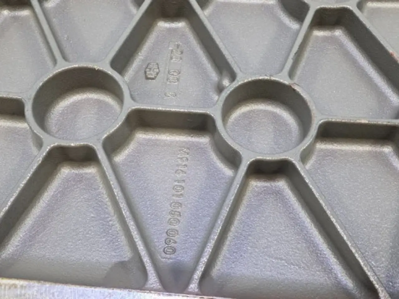 Billede 8 - Valtra S394 Dæksel 916101050060
