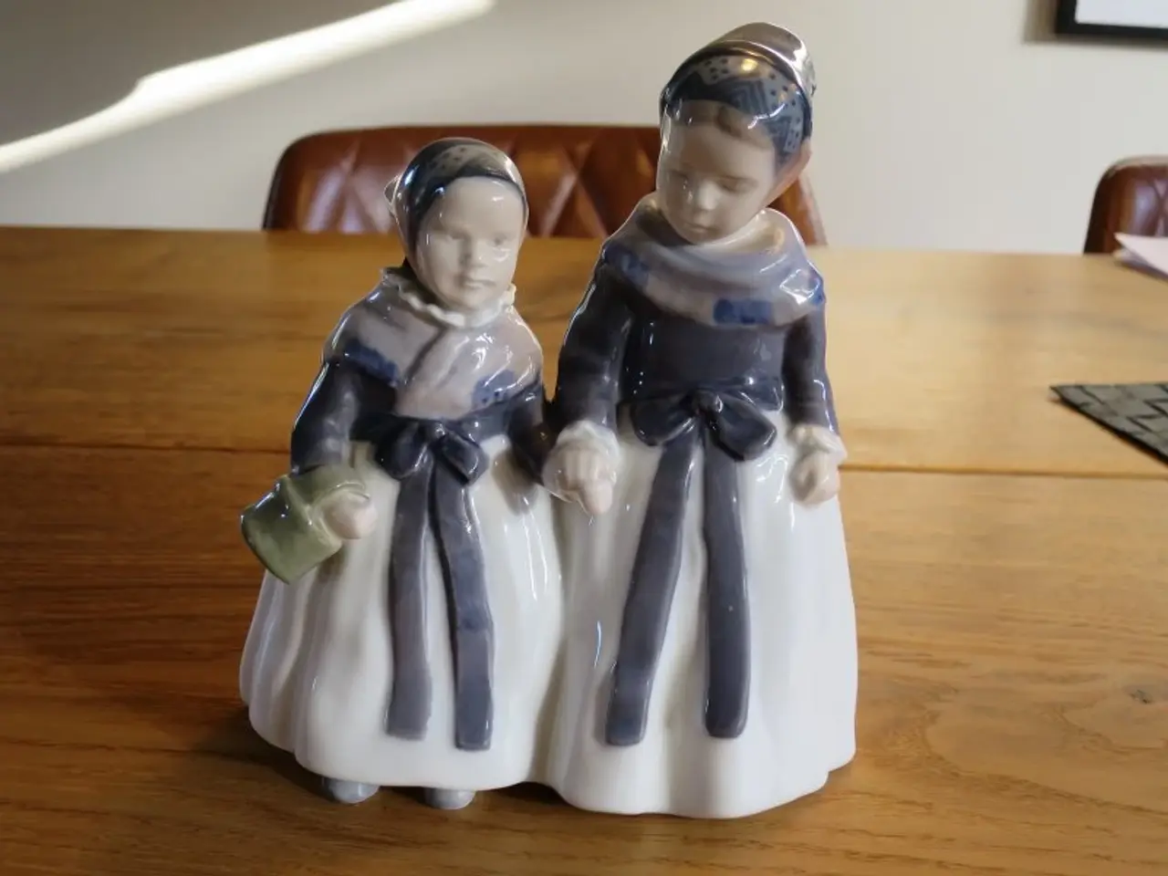 Billede 1 - Amagerpiger, Royal Copenhagen