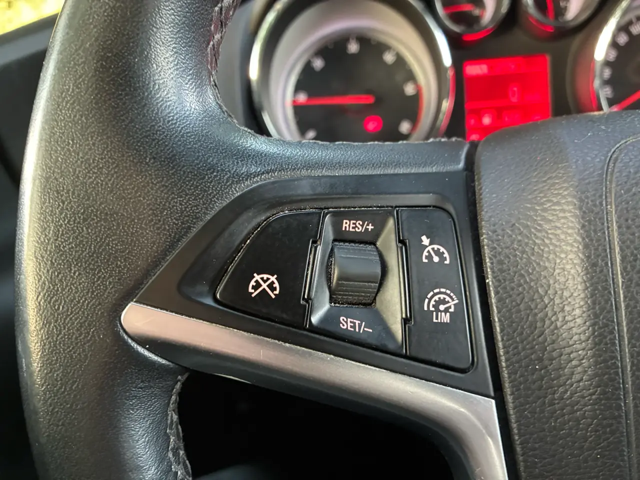 Billede 10 - Flot velholdt Astra 165 hk diesel med automatgear