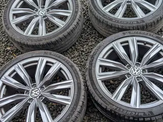 VW Kapstadt 20" fælge med dæk
