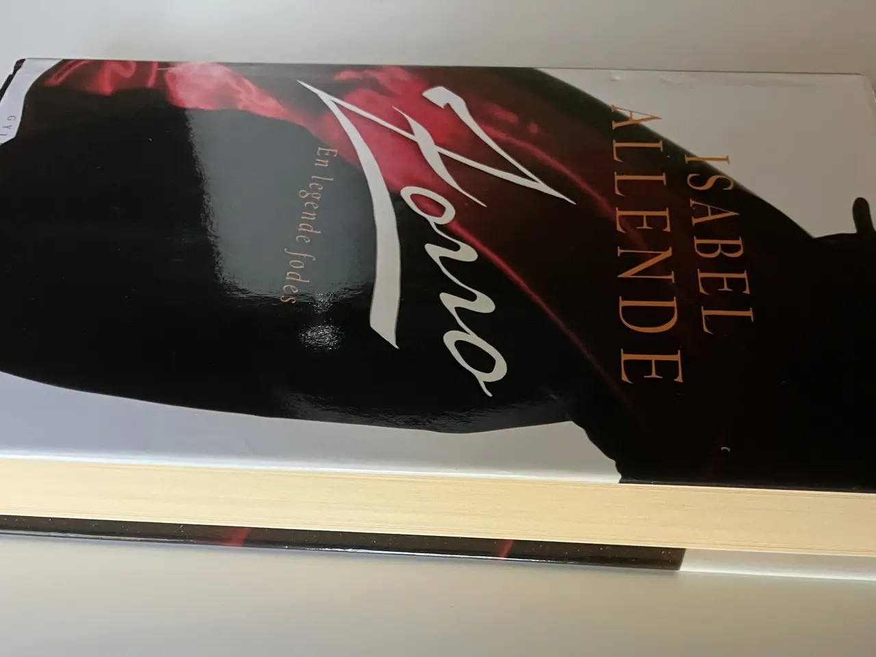 Billede 4 - Zorro - en legende fødes. Af Isabel Allende