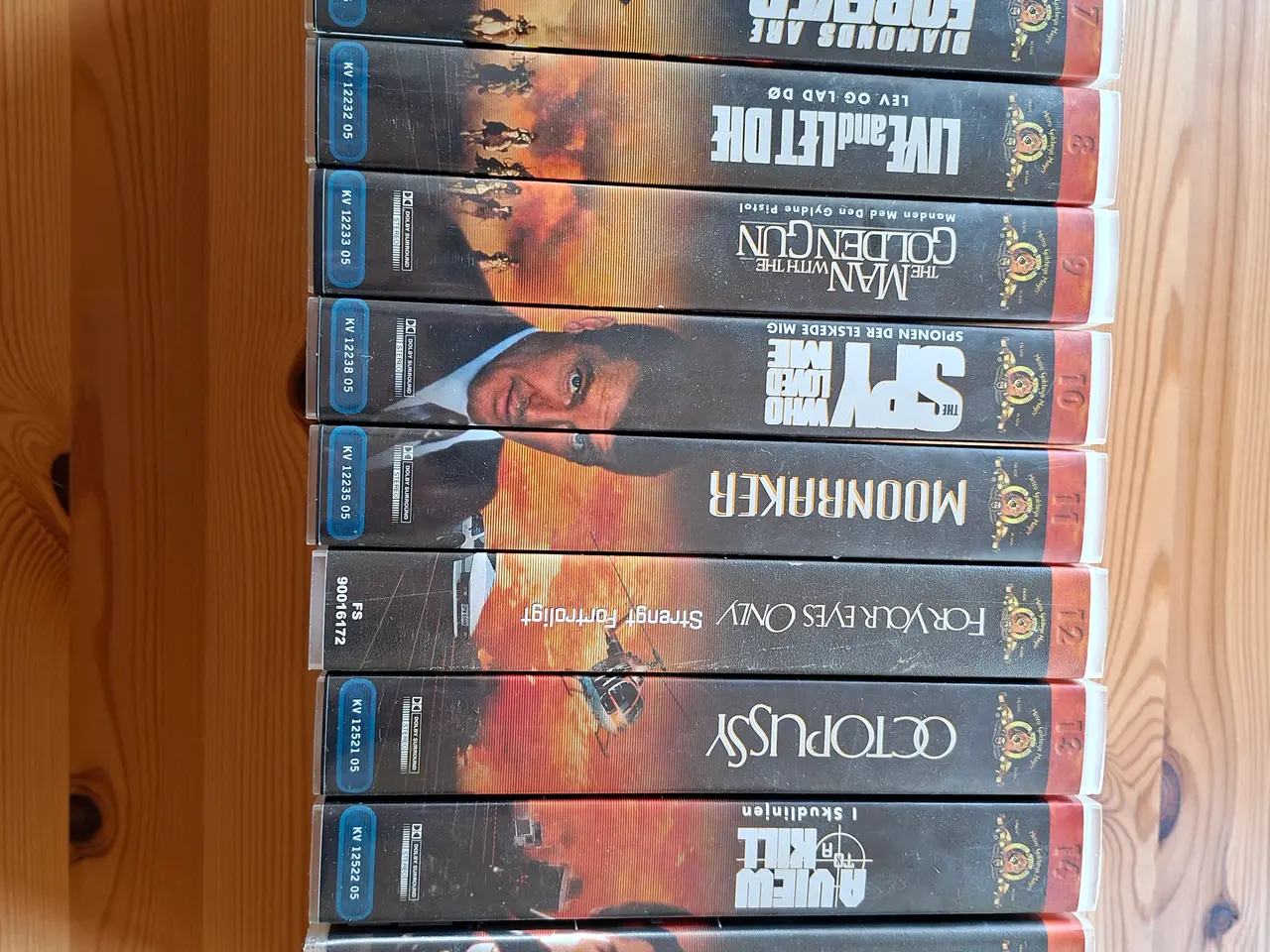 Billede 1 - 20 James Bond Film