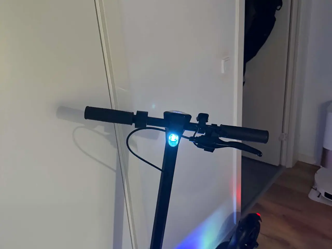 Billede 7 - V10 pro med diskolys