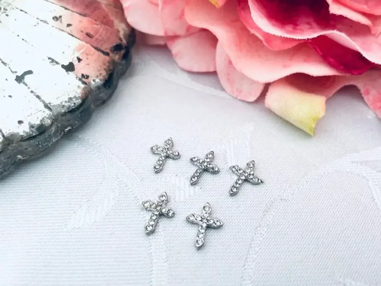 Billede 3 - Små kors med Rhinsten til hobby / dekorering