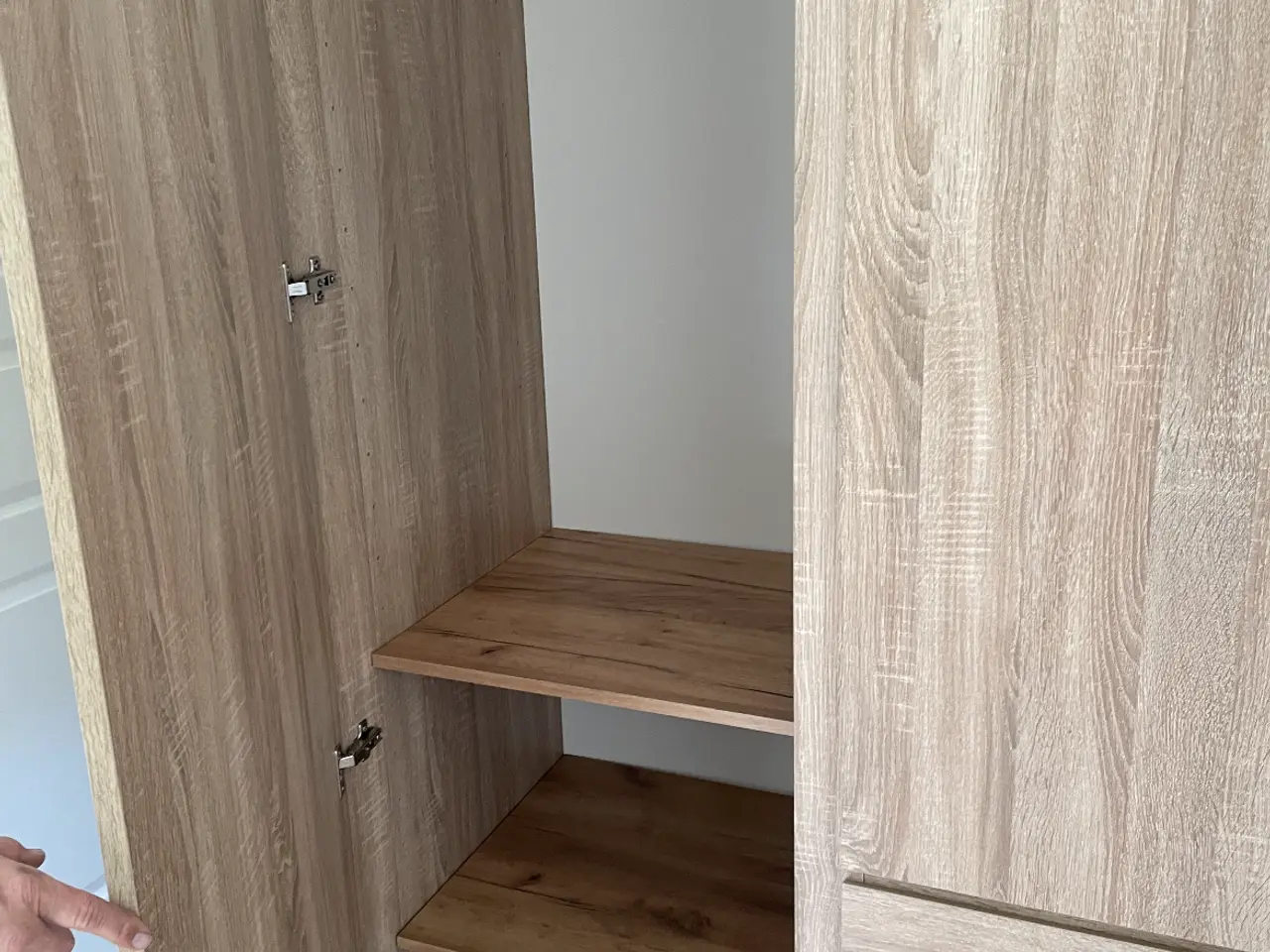 Billede 4 - Garderobe skab gi et bud