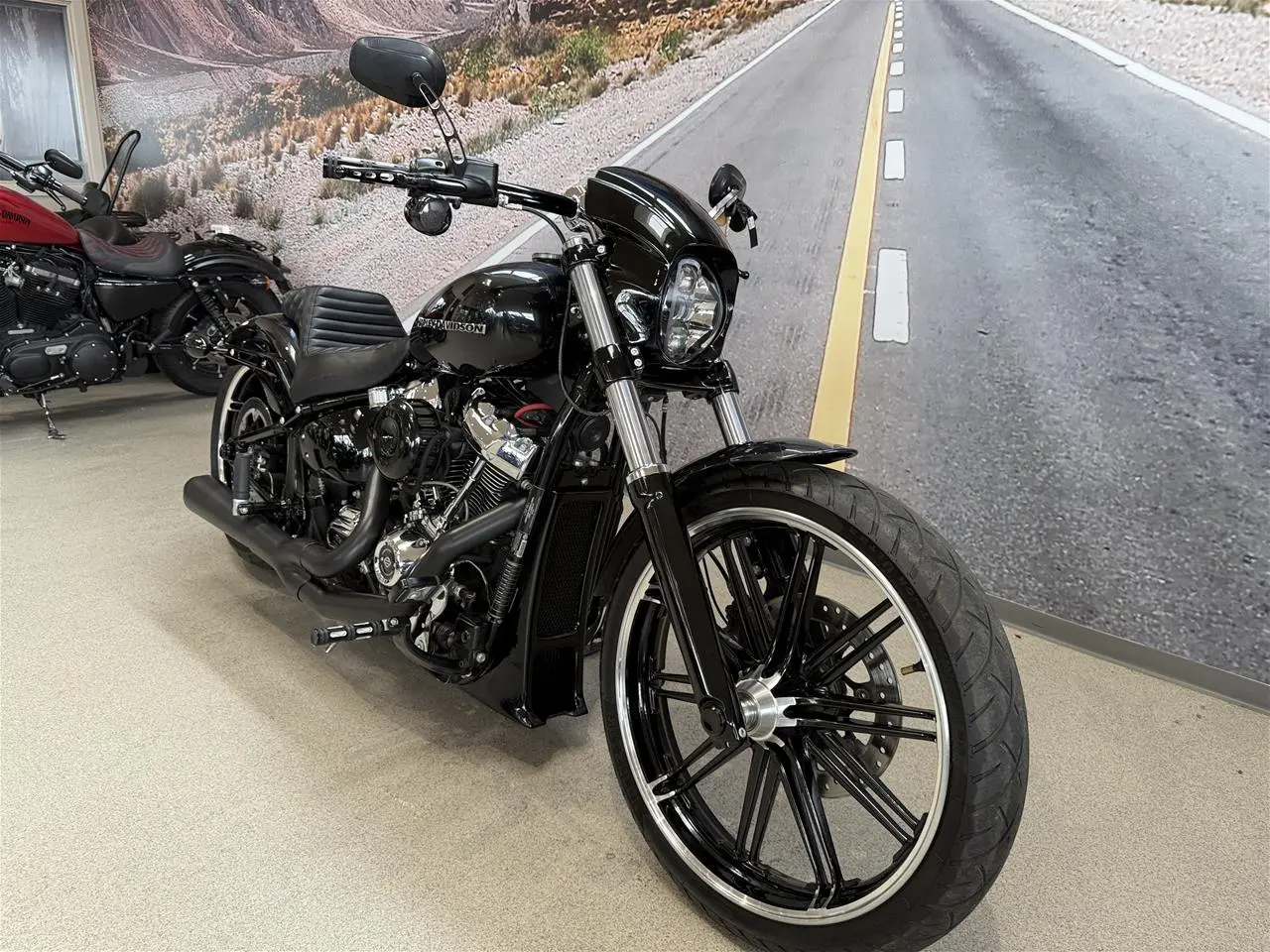 Billede 4 - Harley-Davidson FXBRS Breakout 114", Stage-2