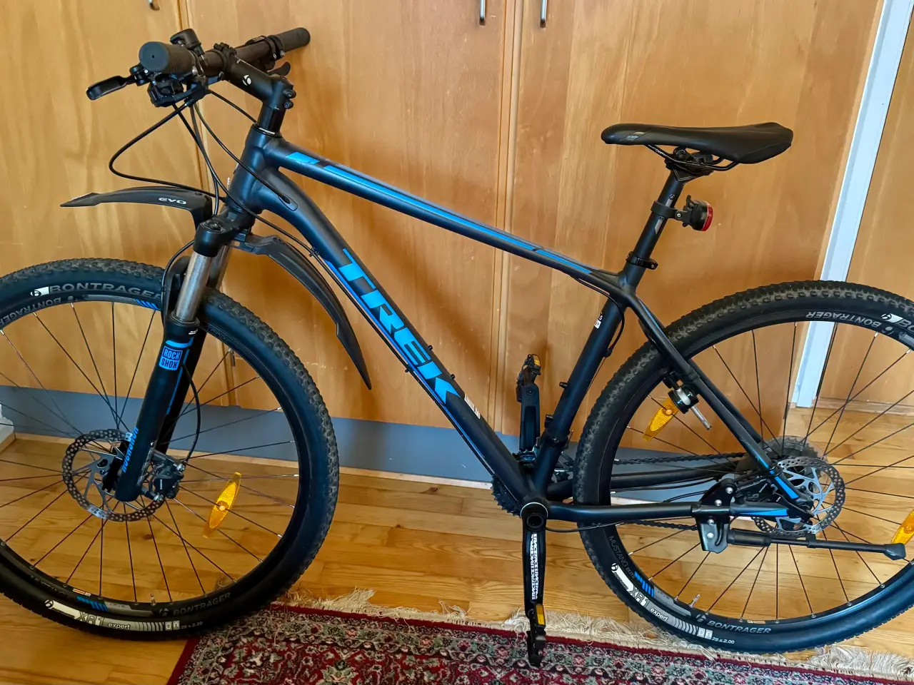 Billede 2 - Trek Superfly 5, blå, 19,5''