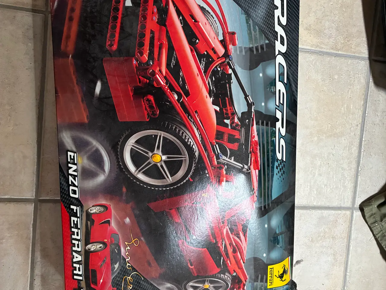 Billede 2 - Lege Enzo Ferrari model 8653 sælges
