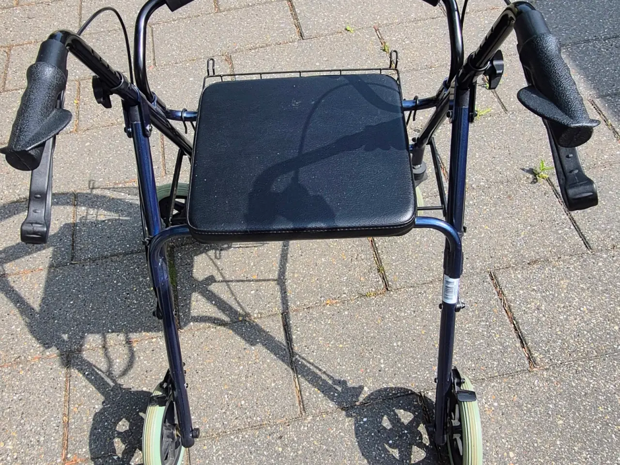 Billede 2 - Flot rollator