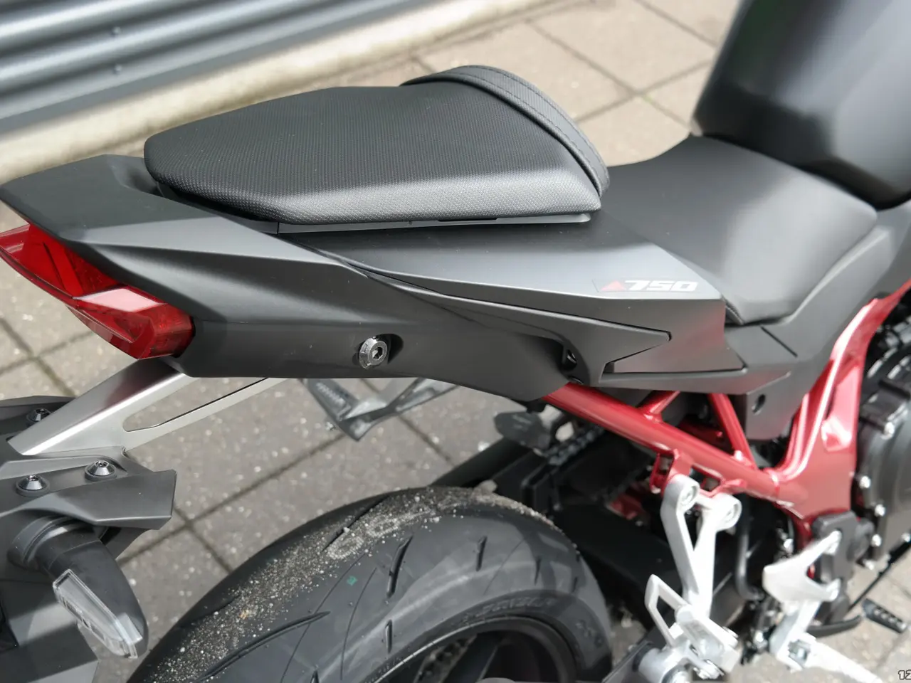 Billede 6 - Honda CB 750 Hornet E-Clutch MC-SYD       BYTTER GERNE