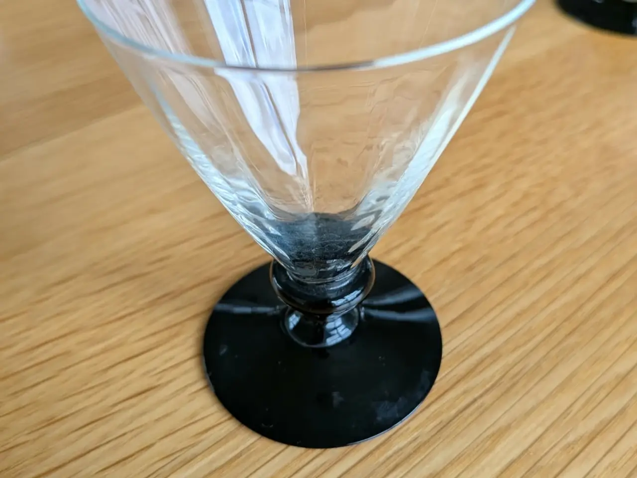 Billede 5 - Rigtig fine forskellige glas