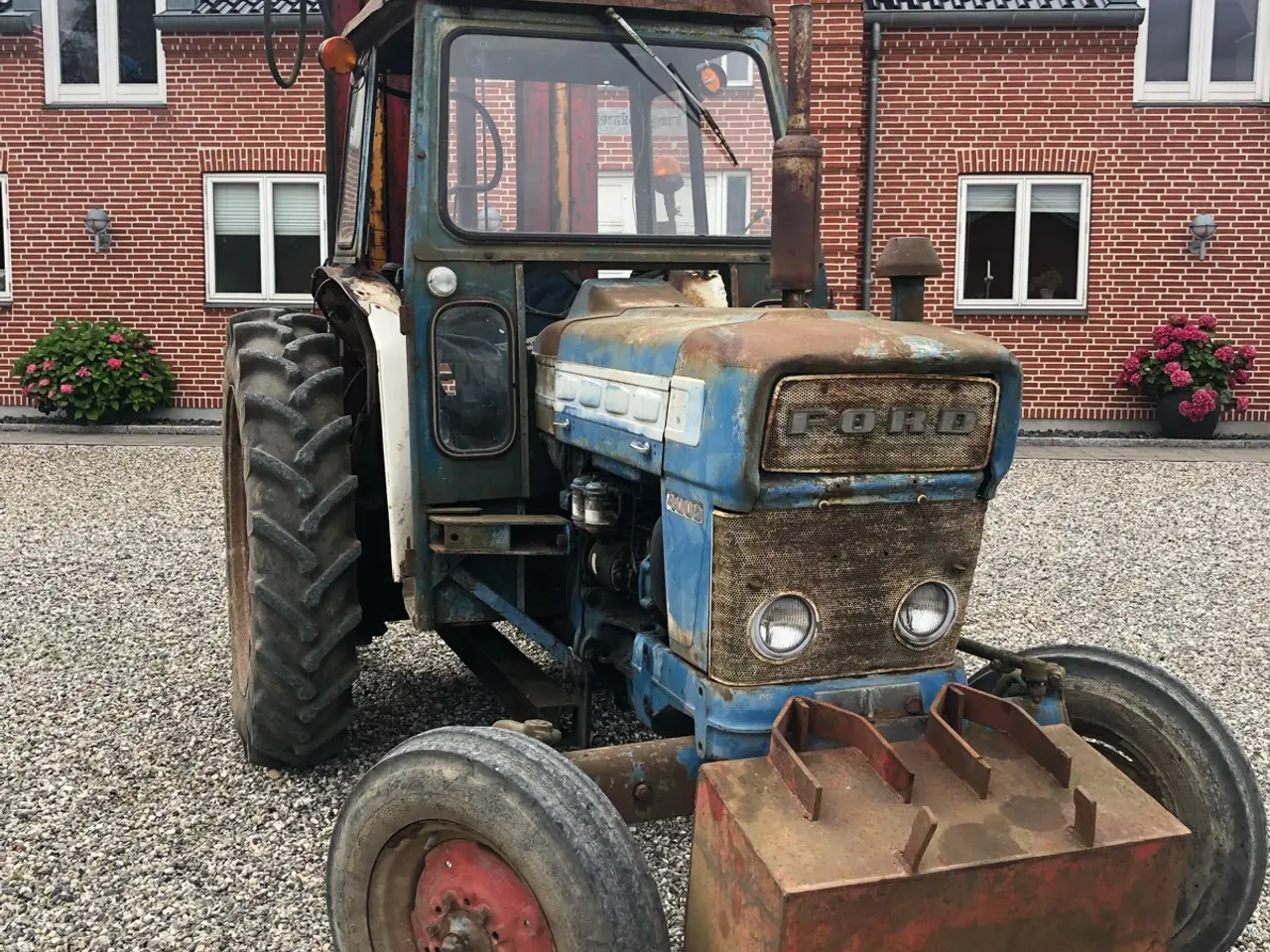 Billede 3 - Ford 4000 med byggelift