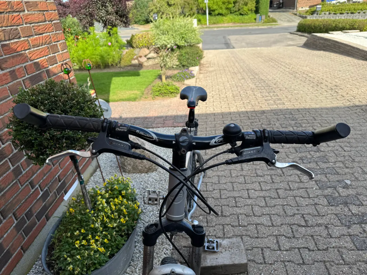 Billede 1 - Giant Terrago 3 Mountainbike er en unisex cykel