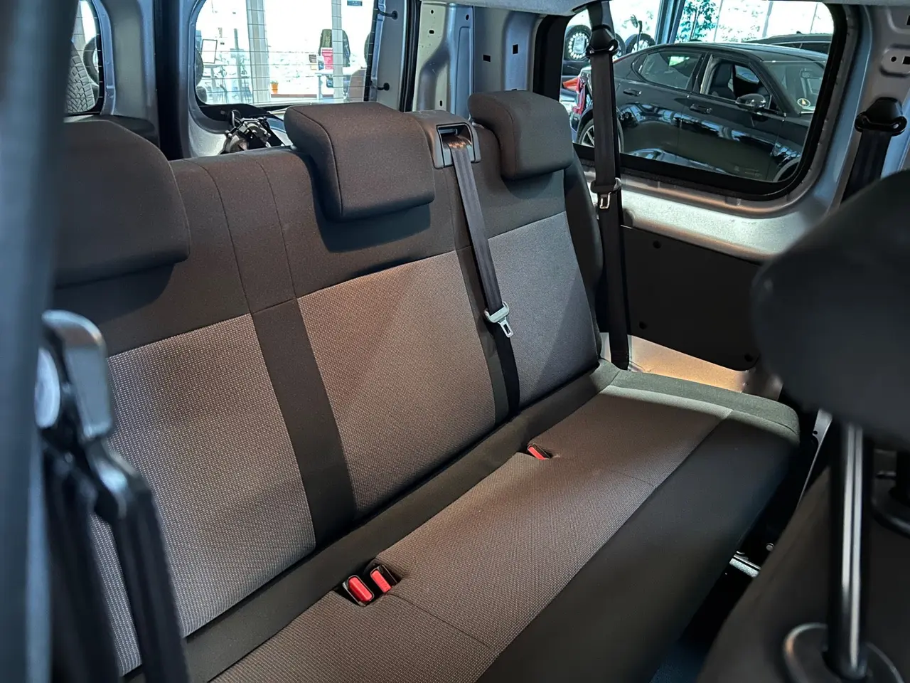 Billede 12 - Citroën ë-Jumpy 50 L2 9prs