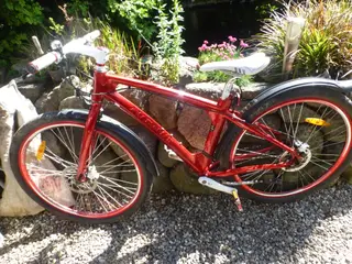 Avenue Cykel Rød 8 Gear Køreklar