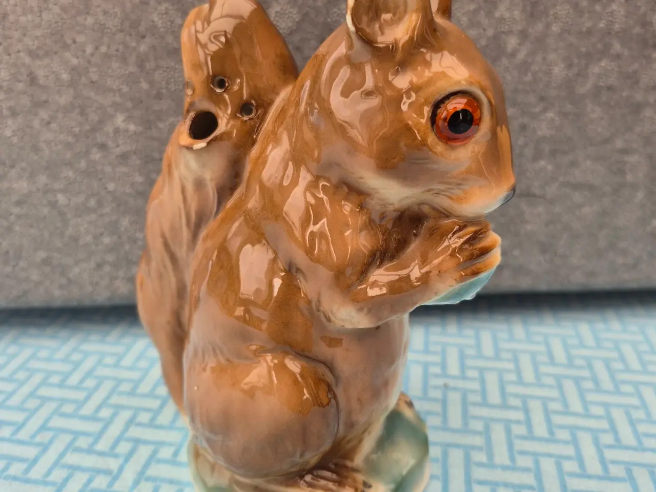 Billede 2 - Tysk figur fra Goebel. Egern