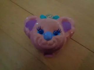 Polly pocket 