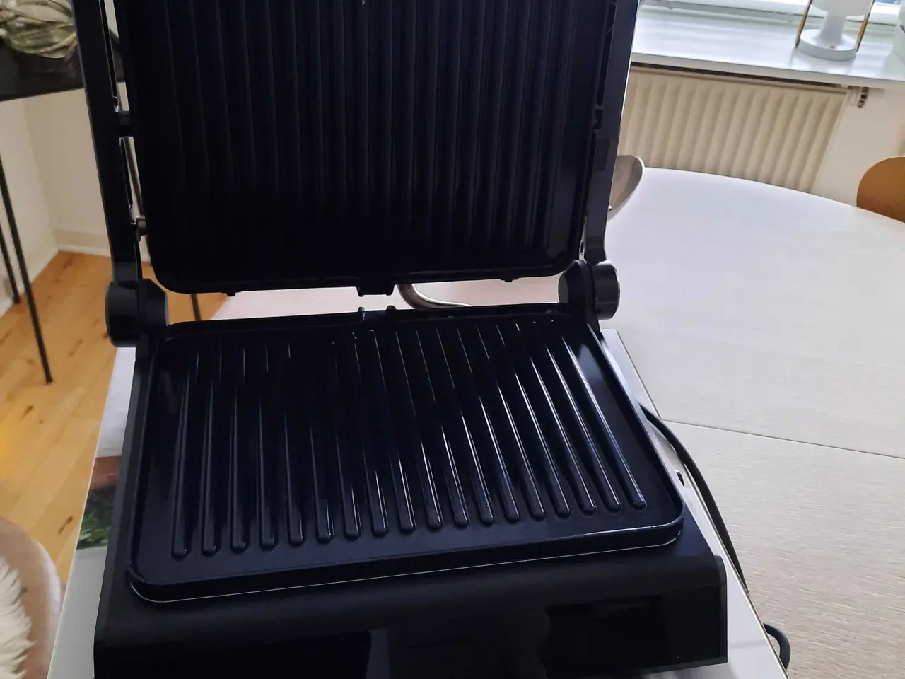 Billede 3 - Ny el bordgrill i kasse