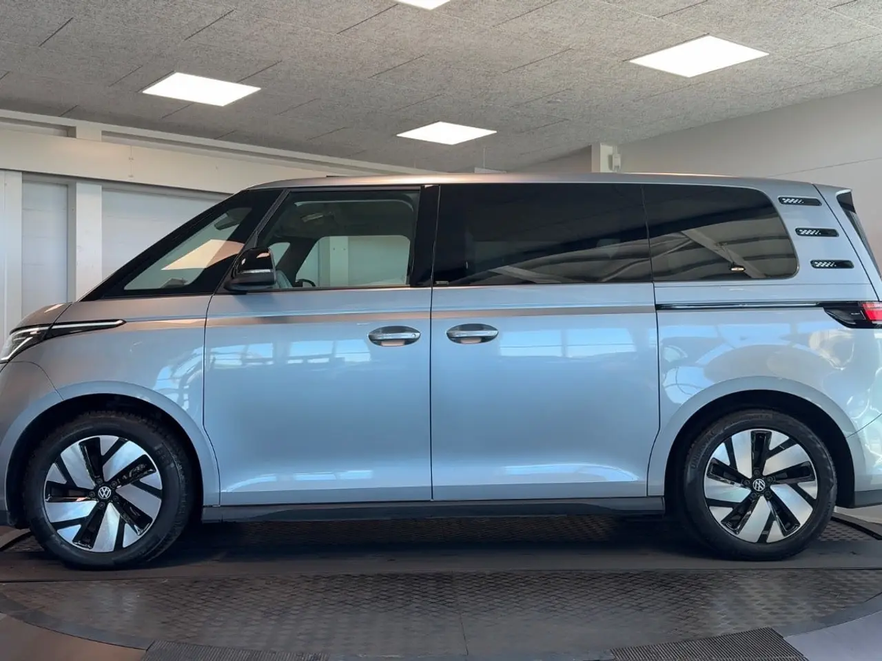 Billede 2 - VW ID. Buzz 77 Pro Design SWB