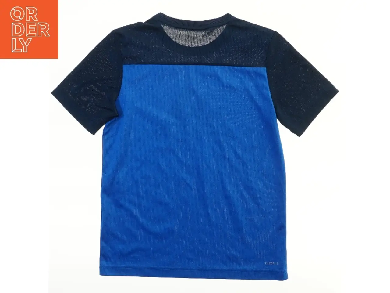 Billede 2 - Sports T-shirt fra Adidas (str. 152)
