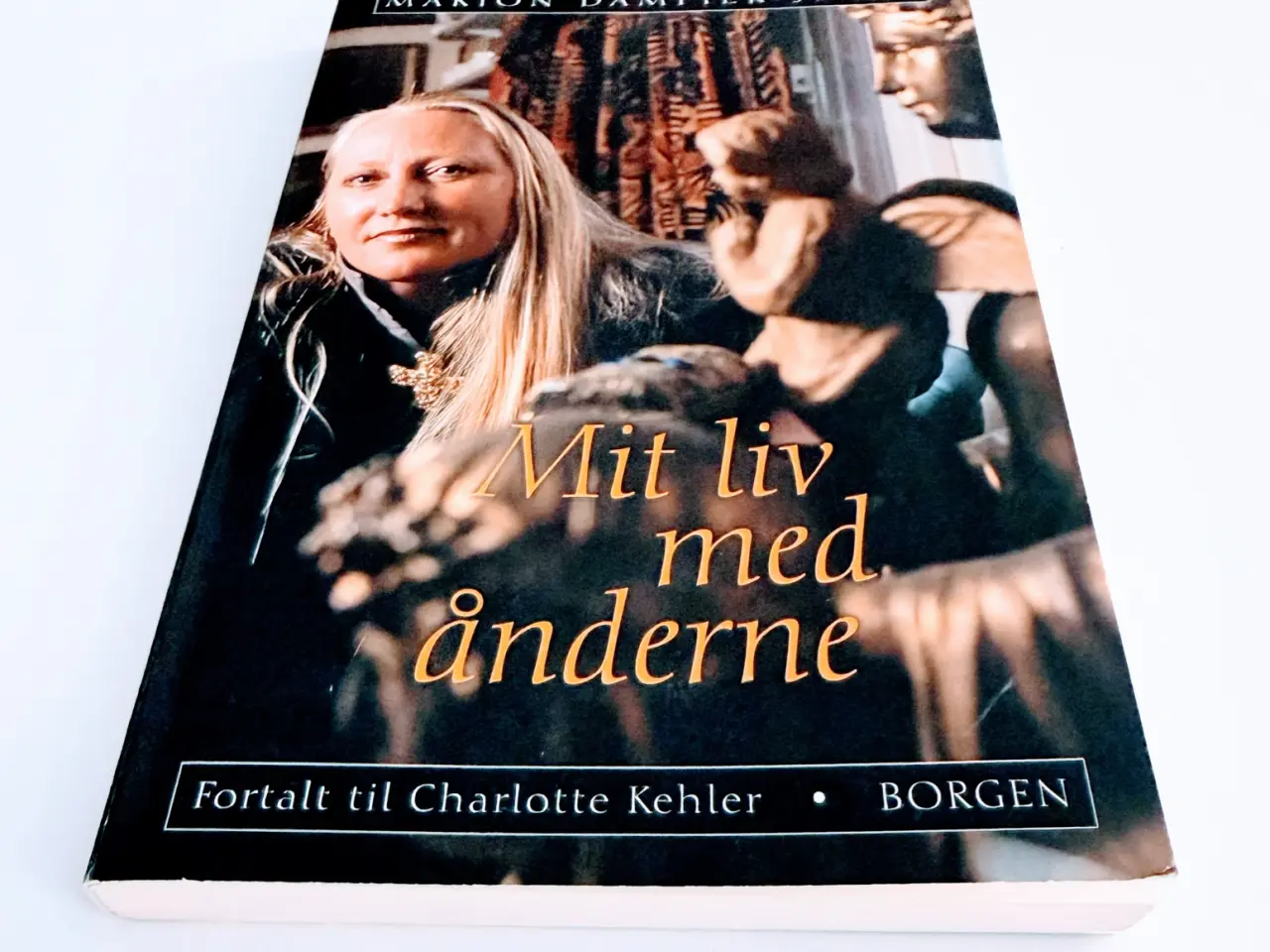 Billede 5 - Mit liv med ånderne – Marion Dampier-Jeans