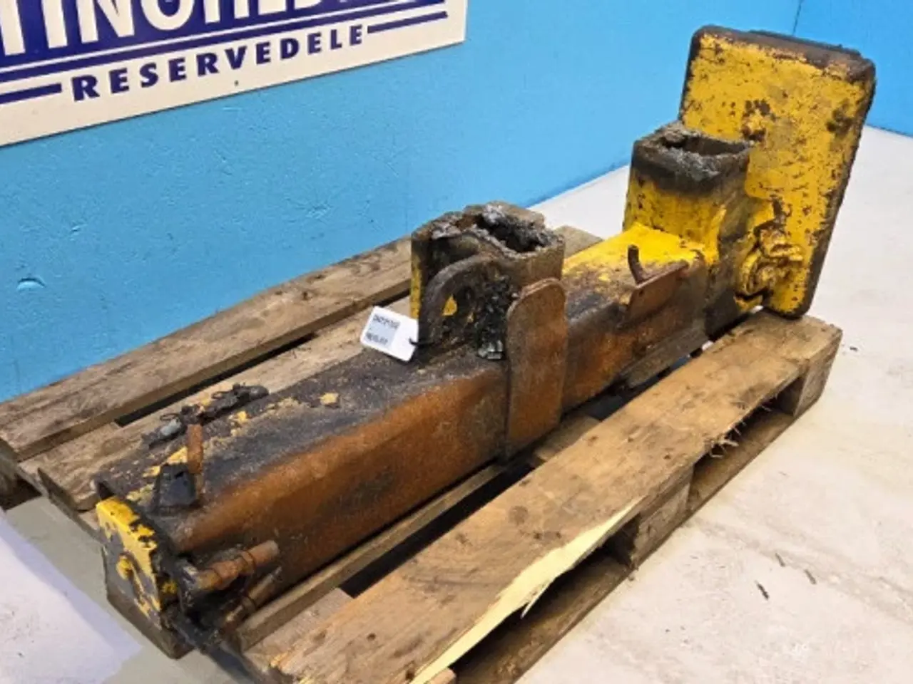 Billede 3 - New Holland LB115B Støtteben R. 87376352