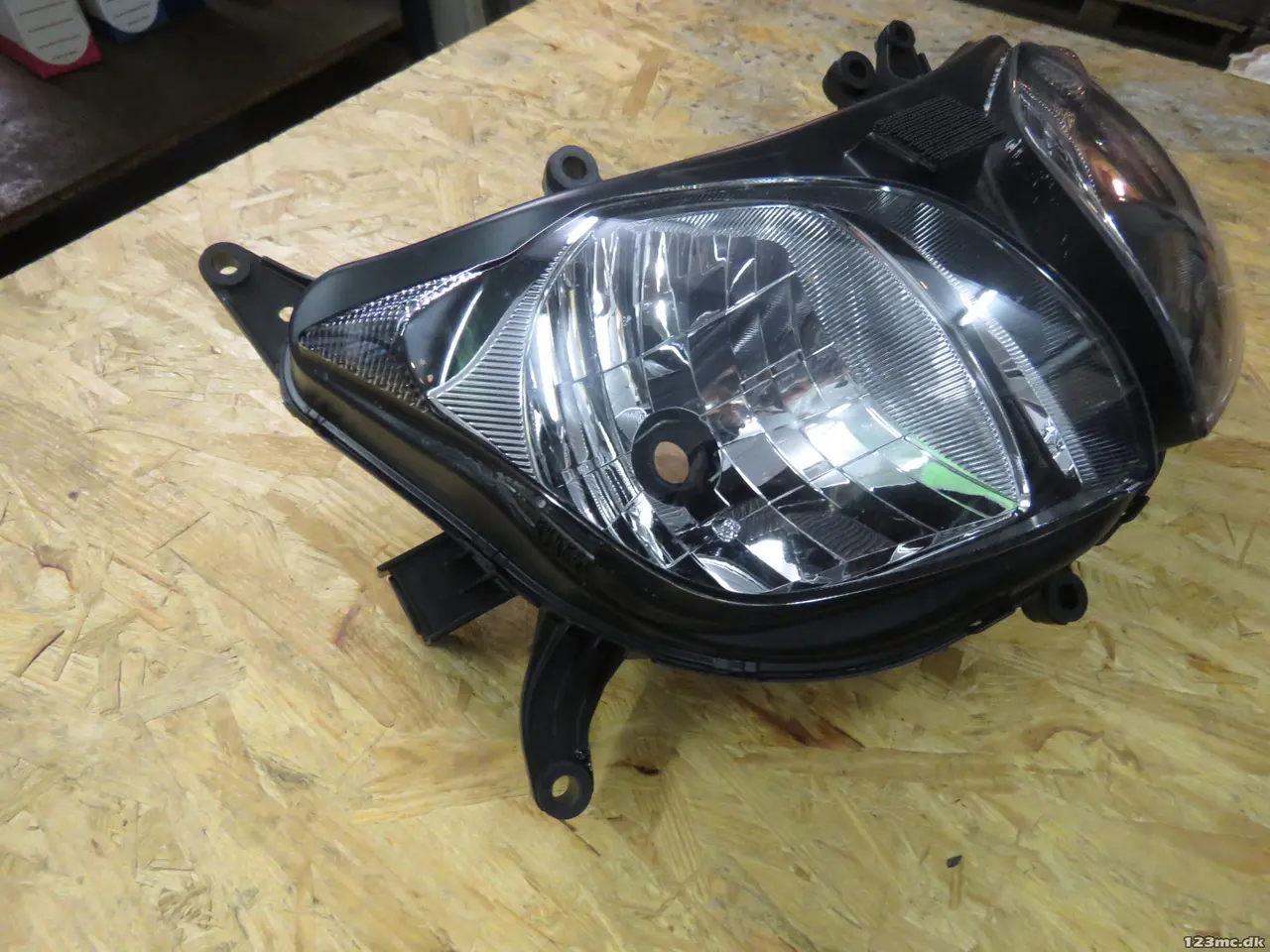 Billede 2 - Forlygte, Suzuki DL650 \'13 - \'16