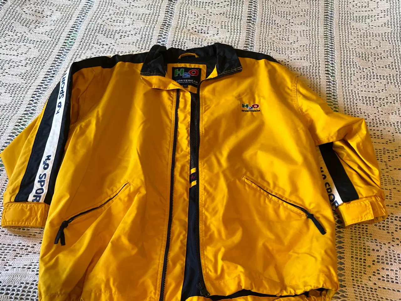 Billede 6 - Jakke H2O sport str. 152