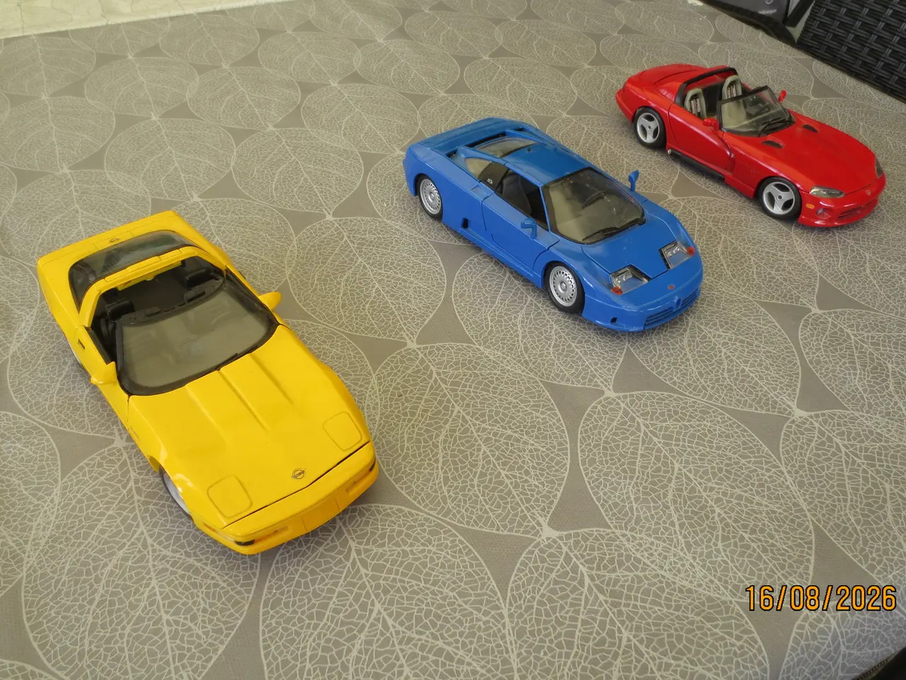 Billede 2 - 3 stk Modelbiler Corvette -Dogde - Bugatti
