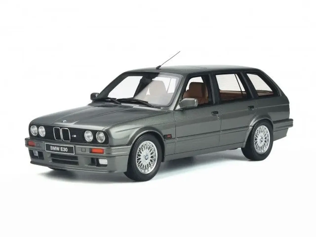 Billede 1 - 1991 BMW 325i M Pack 1:18 Type: E30 Touring