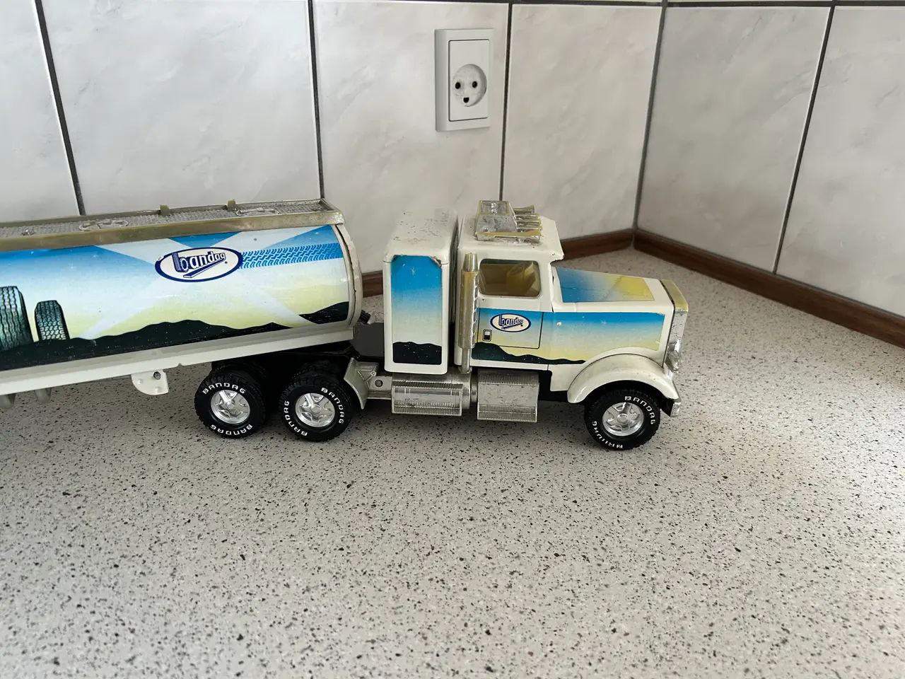 Billede 3 - Nylint modellastbil