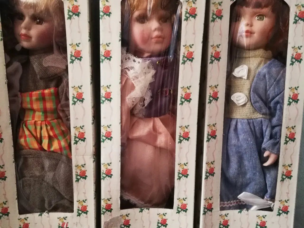 Billede 2 - 3 smukke Porcelænsdukker/Samleobjekter.