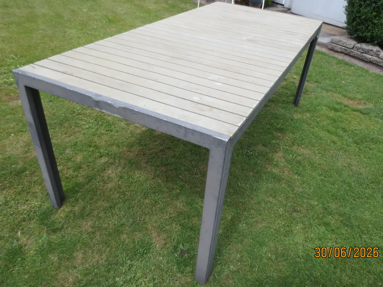 Billede 3 - 1 stk NON WOOD Havebord