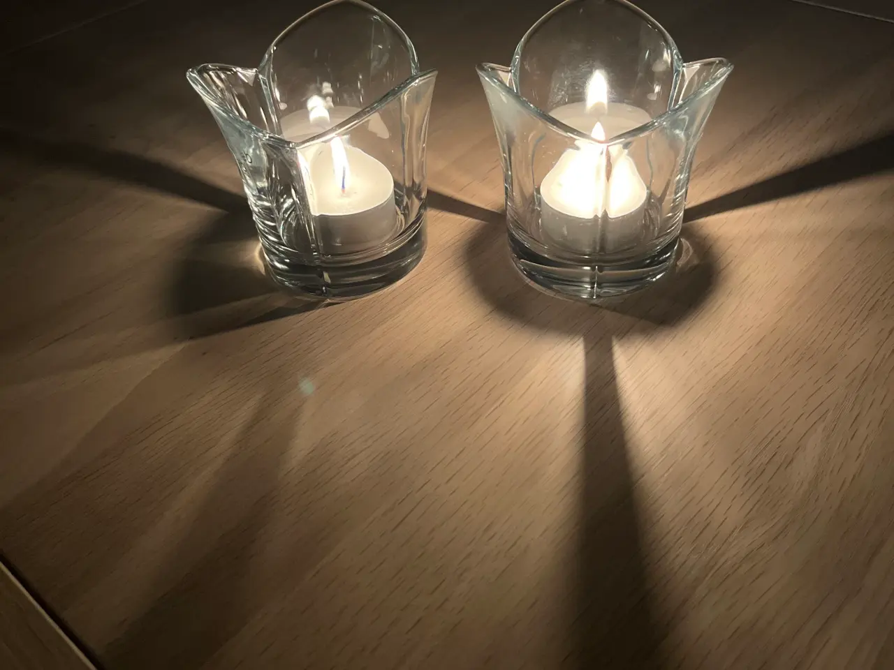 Billede 8 - 2 fine glas fyrfadsstager fra Erik Bagger