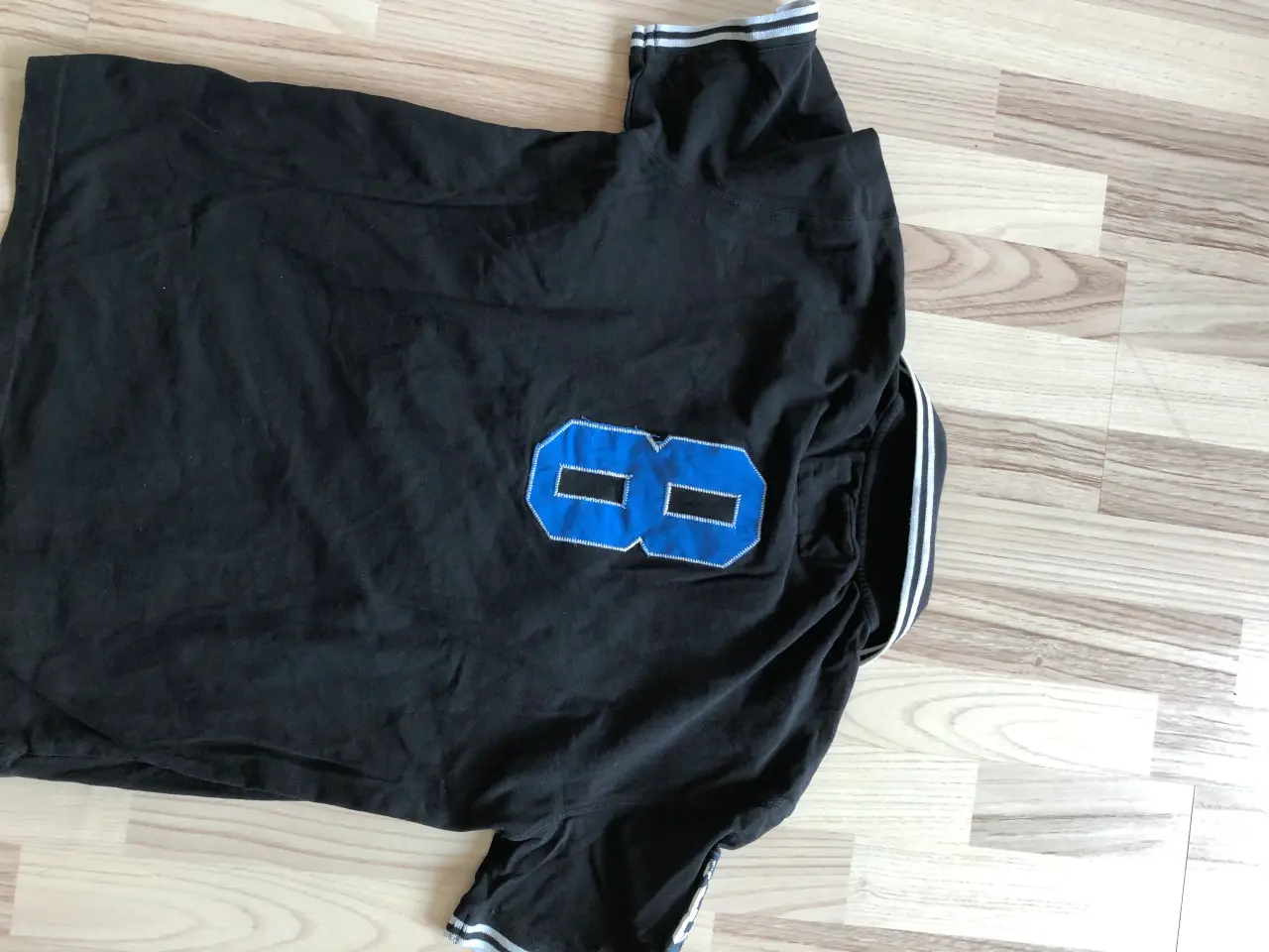 Billede 2 - T shirt polo  M