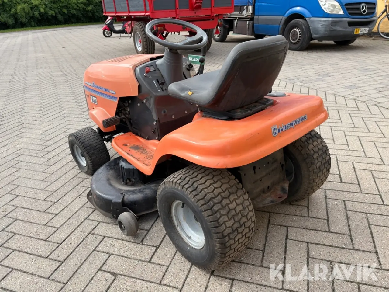 Billede 7 - Græsslåmaskine Husqvarna YT 130