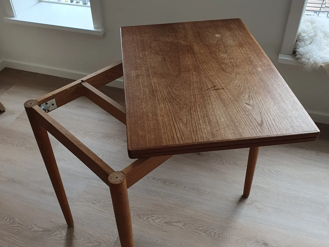 Billede 7 - Spise/skrivebord i teak med messingbeslag