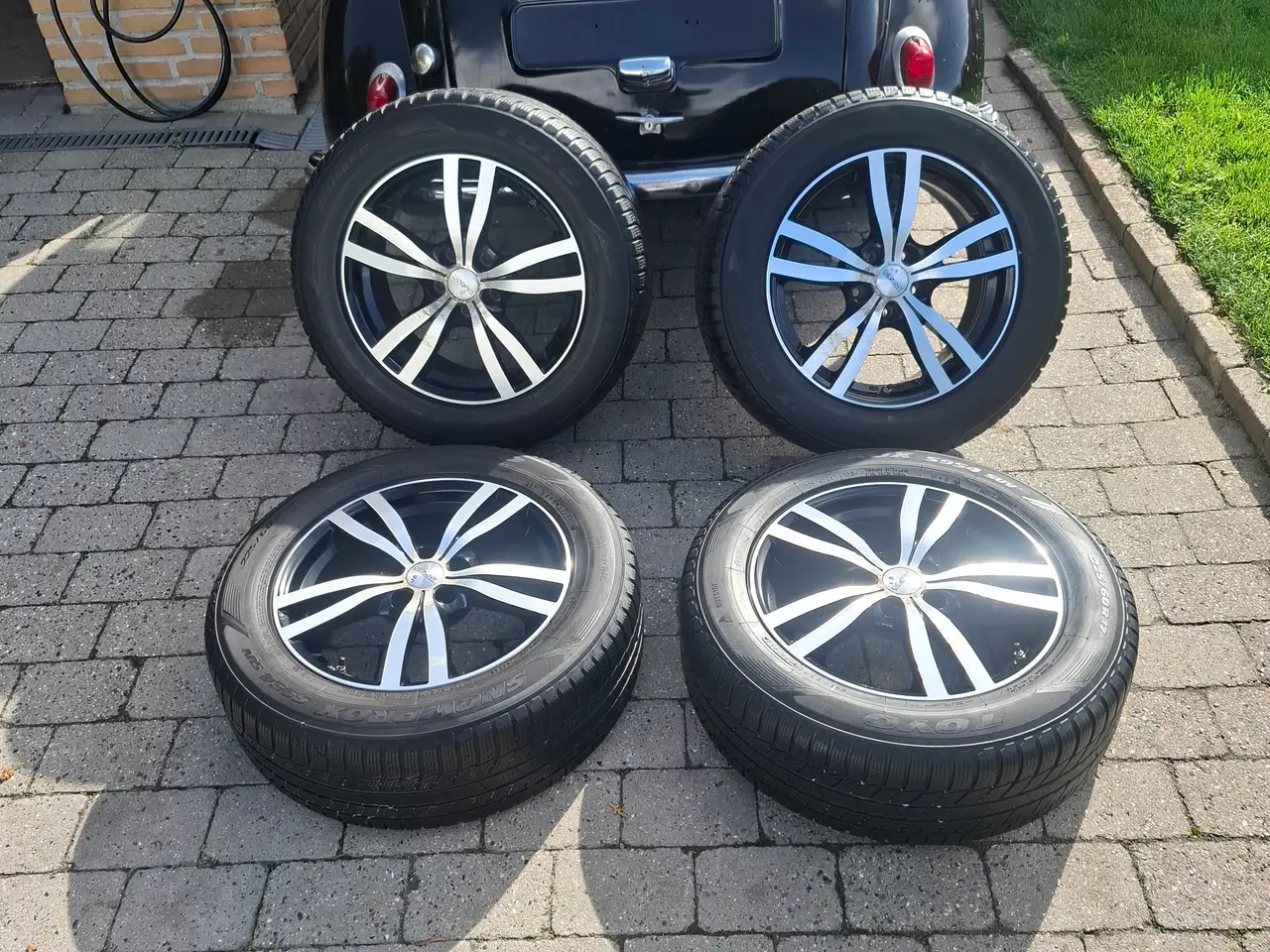 Billede 1 - 5x114,3 vinterdæk 225/60r17
