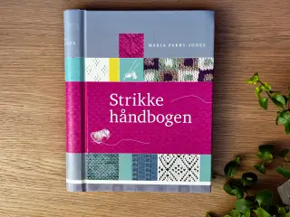 Strikkehåndbogen af Maria Parry-Jones