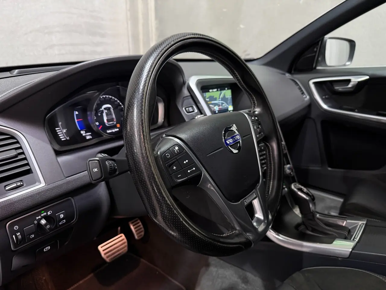 Billede 7 - Volvo XC60 2,0 D4 200 R-Design aut.