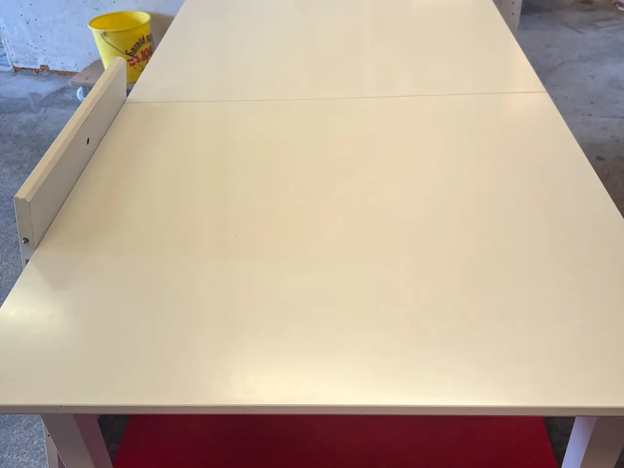 Billede 3 - Hvidt spisebord m. tillægsplade