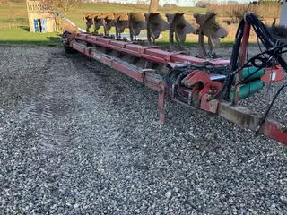Kverneland PB 100