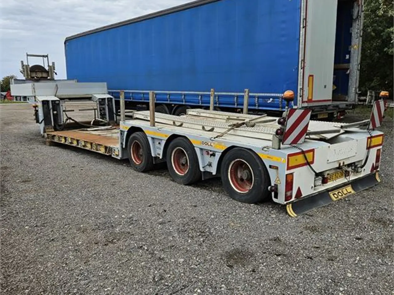 Billede 3 - MTDK S361 - Doll Farhseugbau - 3 akslet sengetrailer med udtræk / 3 axle low-bed trailer with extension
